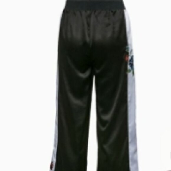 PUMA Women's Premium Archive T7 Pants - Size S - NWT - Picture 4 of 6